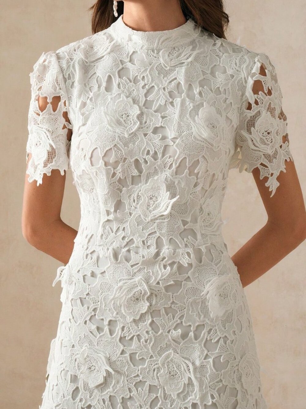 White Elegant Women's Slim Fit Lace Trimmed Maxi Dress - Picture 4 of 7